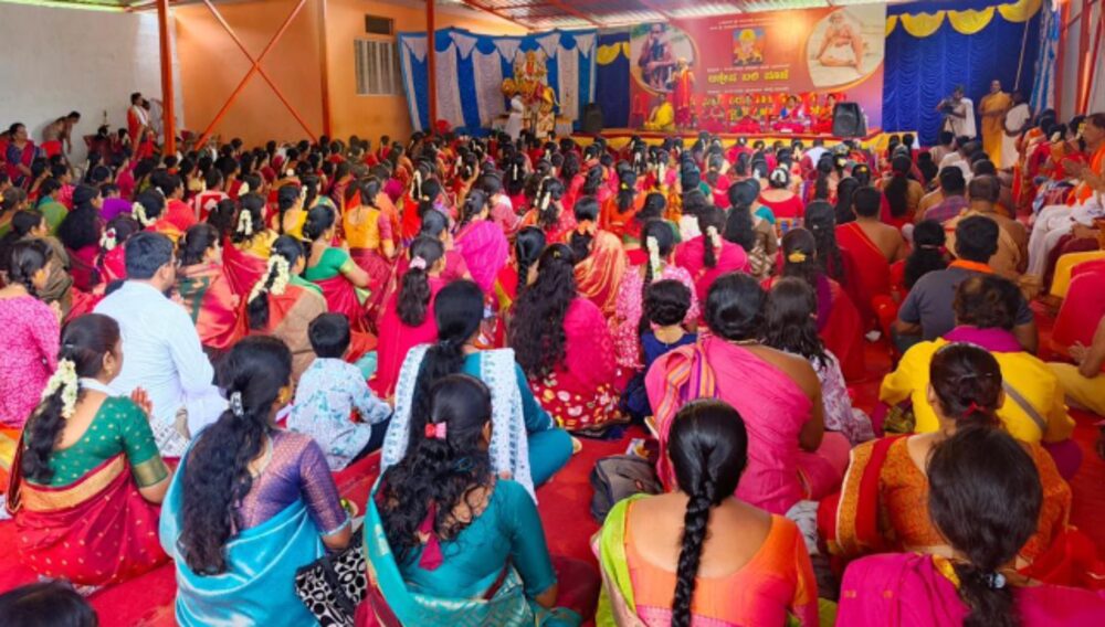 Devotees gathered for the Seva